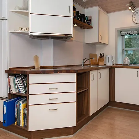 6 Person In Hejls-by Traum *